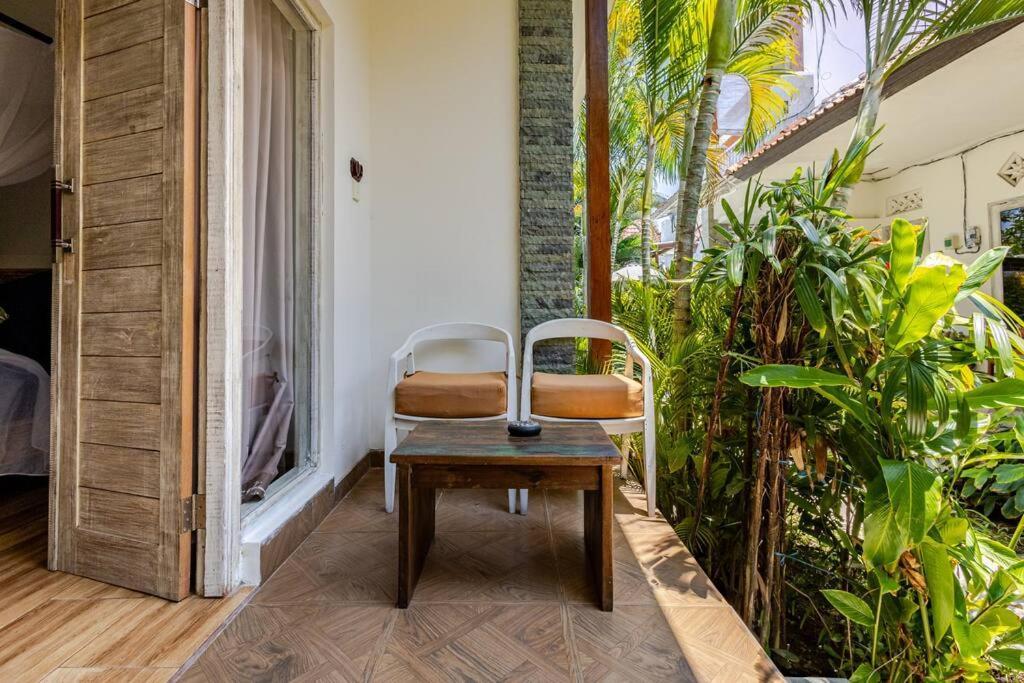 Kubu Guest House Seminyak  Exterior photo
