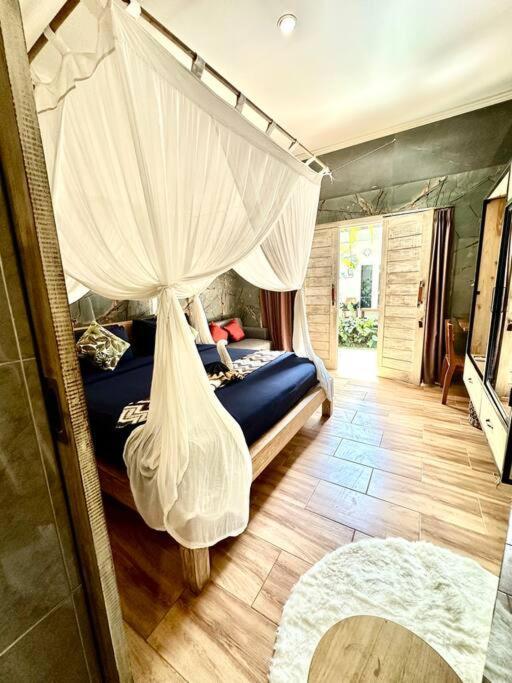Kubu Guest House Seminyak  Exterior photo